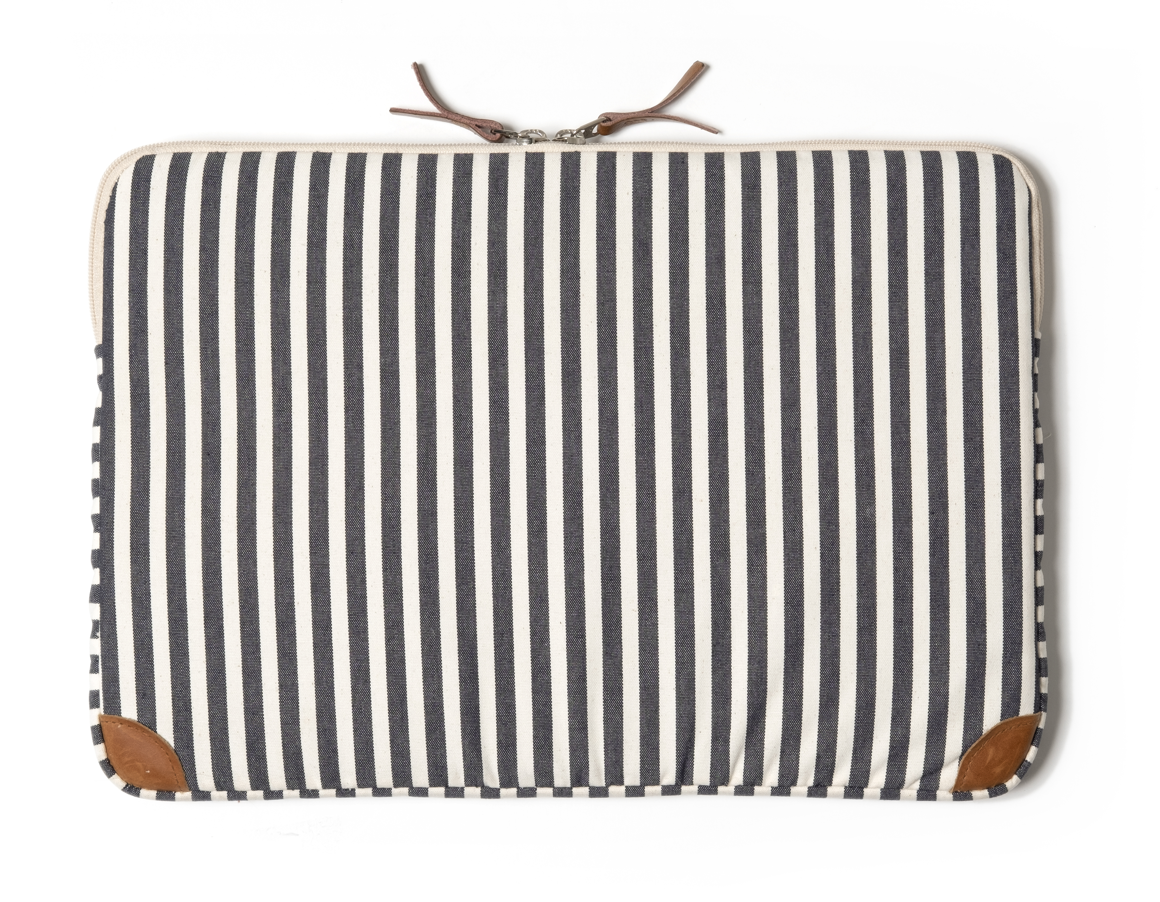 BPA-LAP-LAU-NVY - LAPTOP SLEEVE - LAUREN鈥橲 NAVY STRIPE - HIRES5